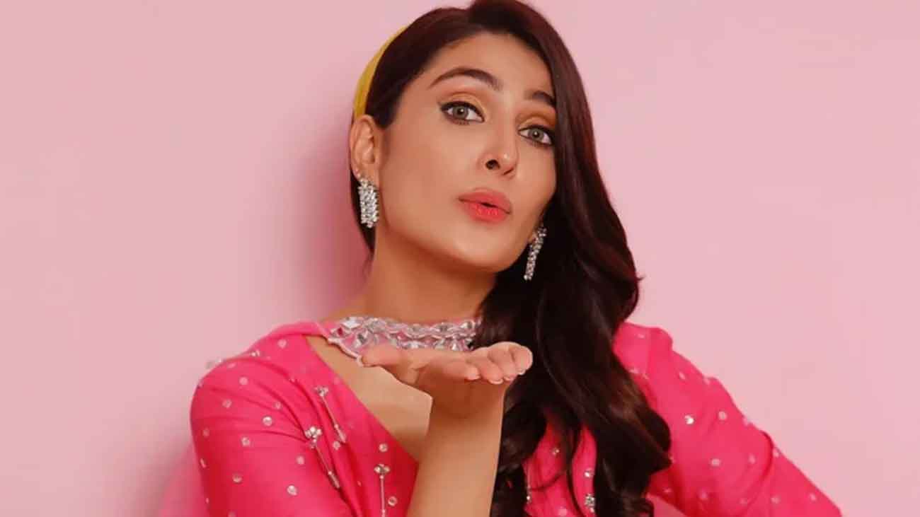  کیا عائزہ خان ڈرامہ انڈسٹری چھوڑنے لگی ہیں؟